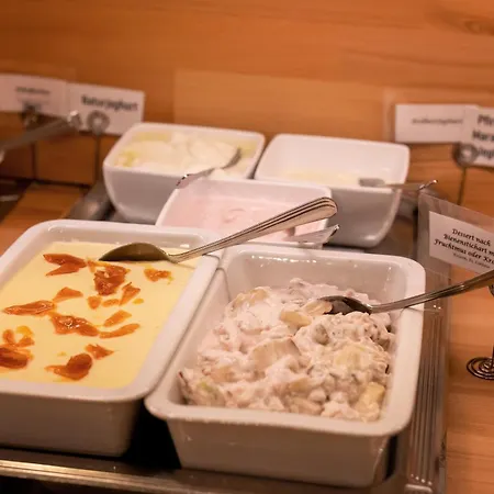 Futterknecht 부르가우